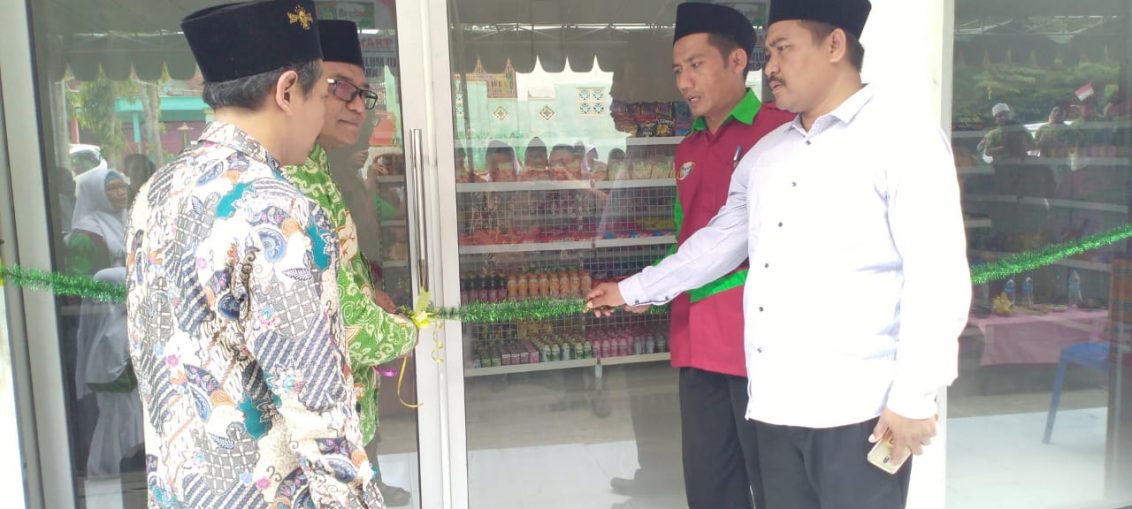 Louncing Ma'arif Mart oleh Ketua PW Ma'arif NU Jawa Timur