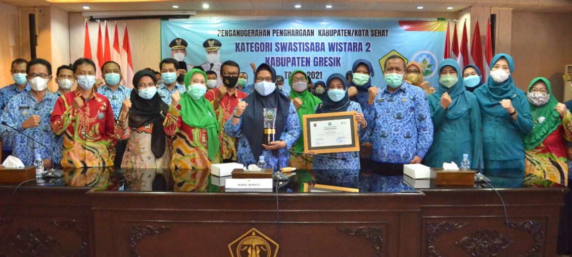 Penganugerahan Penghargaan Kabupaten Gresik sebagai kota Sehat Swastisaba Wistara yang digelar oleh Kementrian Kesehatan dan Kementrian Dalam Negeri melalui Virtual