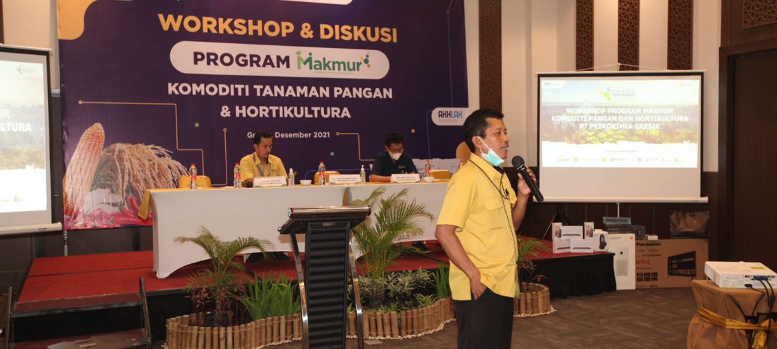 Direktur Operasi & Produksi Petrokimia Gresik, Digna Jatiningsih, saat Workshop Tenaga Kawalan Lapangan Program Makmur, Senin (20/12/2021), di Gresik, Jawa Timur.