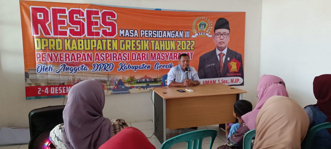 penyerapan aspirasi (Reses) Anggota DPRD Gresik Taufiqul Umam di Desa Ngemboh, Kecamatan Ujungpangkah.