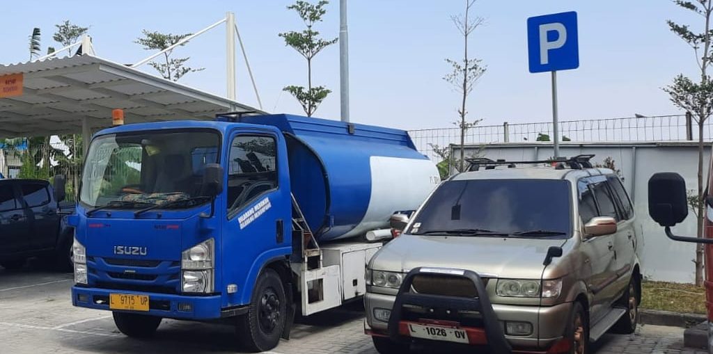 Truck tangki BBM Solar Industri Oplosan Milik PT BIMA masih di tahan di Mapolres Gresik
