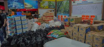 Bantuan Logistik sudah sampai di Posko Gempa Bawean